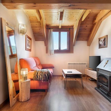 Atico Abuhardillado I Aire Acondicionado L Centrico L Garaje L Trastero I Wifi Apartment Biescas  Exterior foto